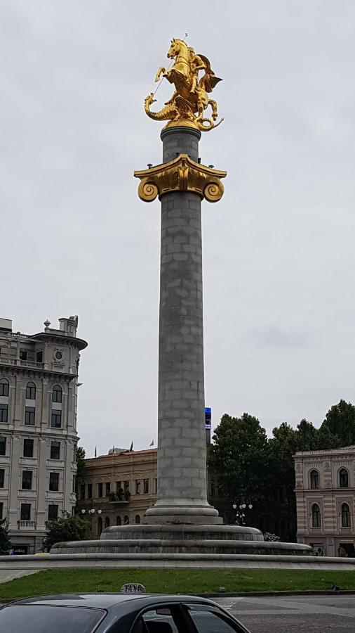 Appartamento Luka Tbilisi Esterno foto