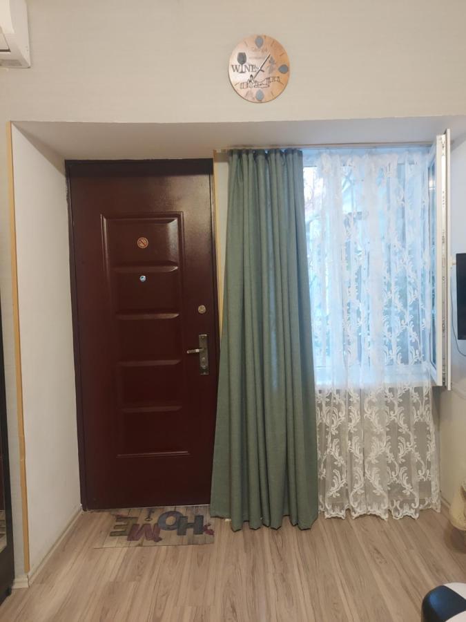 Appartamento Luka Tbilisi Esterno foto