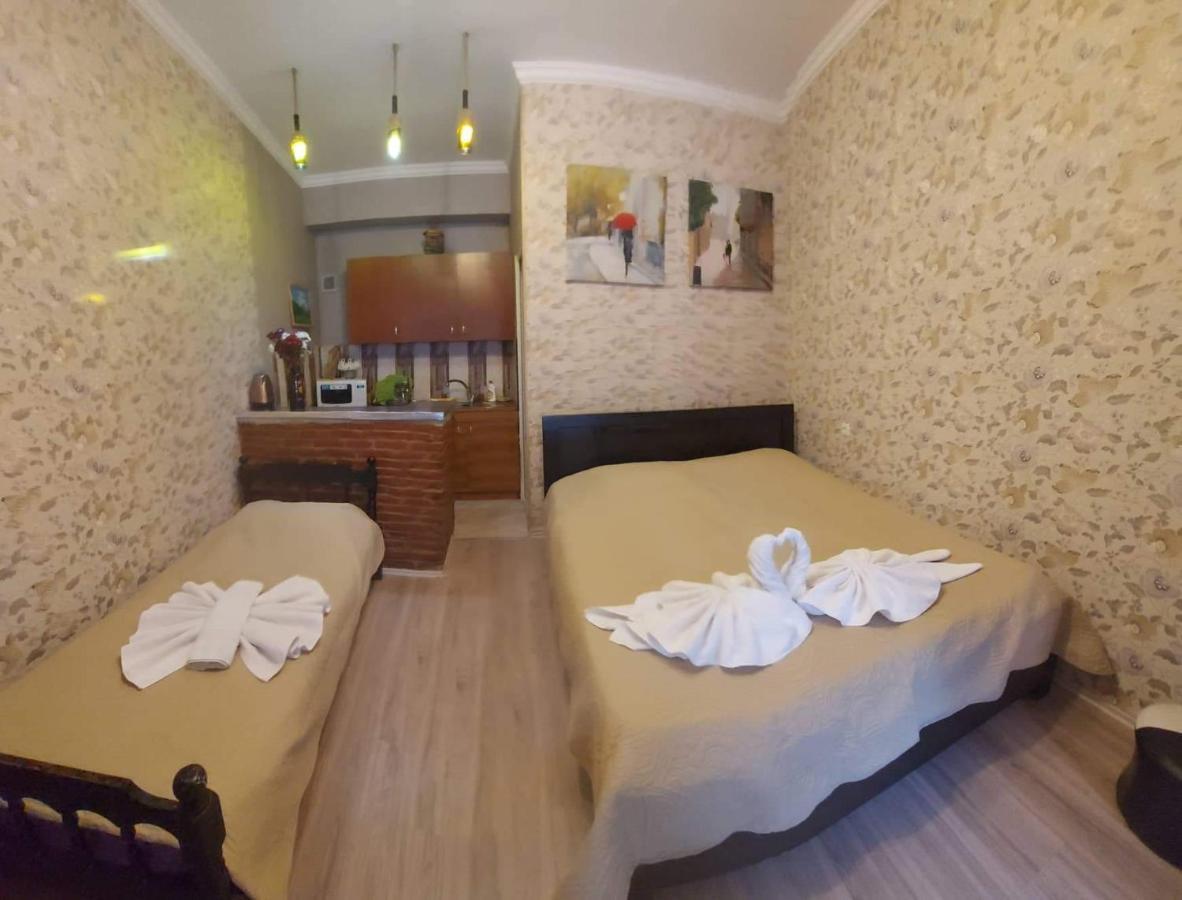 Appartamento Luka Tbilisi Esterno foto