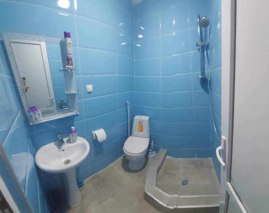 Appartamento Luka Tbilisi Esterno foto