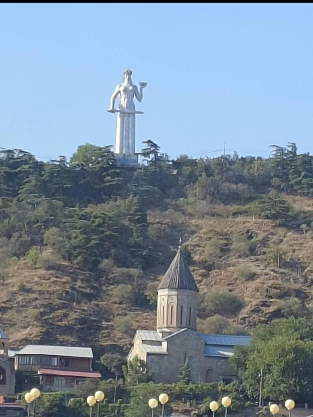 Appartamento Luka Tbilisi Esterno foto